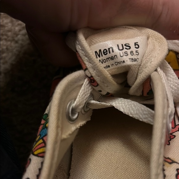 Vans Hello Kitty Patterned Sneakers - Picture 3 of 8